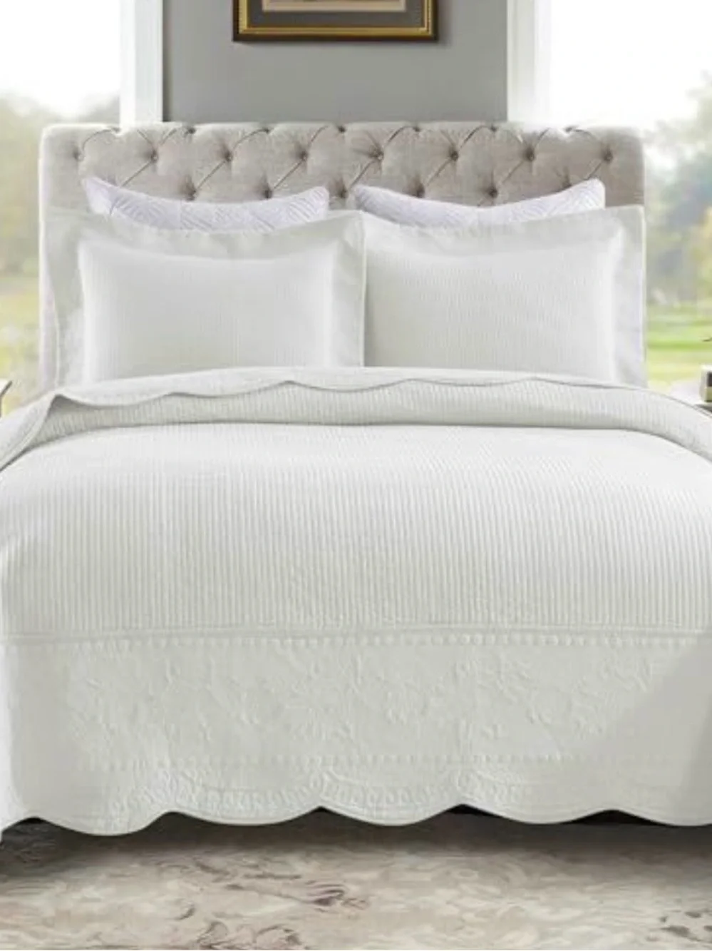 Classic White Quilted Bedspread Set by